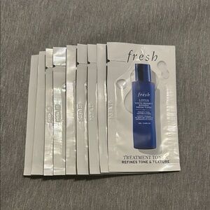 fresh 9-Lotus Youth Preserve Exfoliating Face Toner 9 x 2 ml / Sealed Packets
